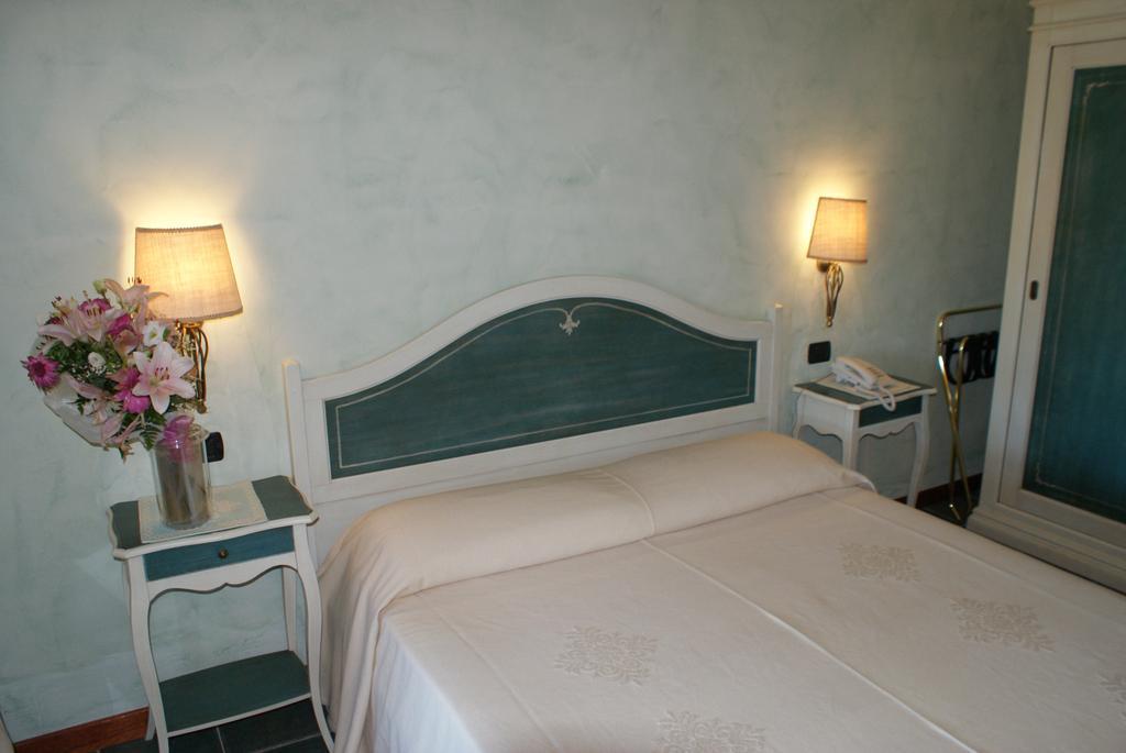 Hotel I Corbezzoli Porto Ottiolu Δωμάτιο φωτογραφία